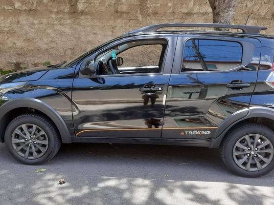 FIAT MOBI 1.0 FIREFLY FLEX TREKKING MANUAL